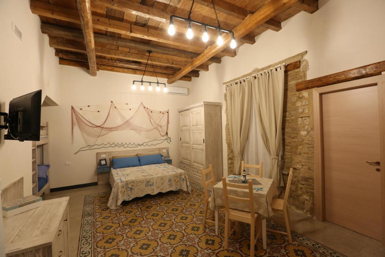 Antica Dimora Dell'Ammiraglio Aparthotel Licata Bagian luar foto